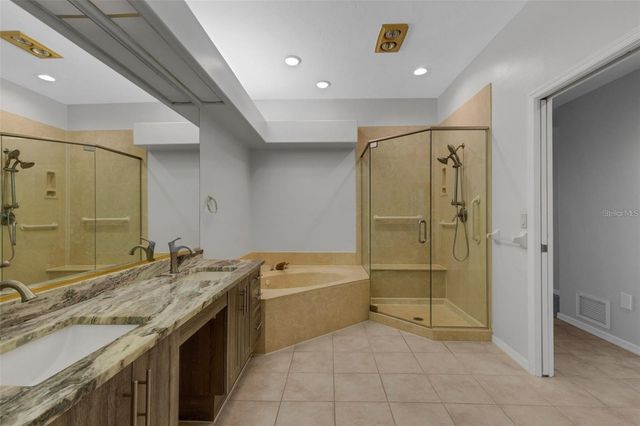 4044 PENSHURST PARK, Sarasota, FL 34235