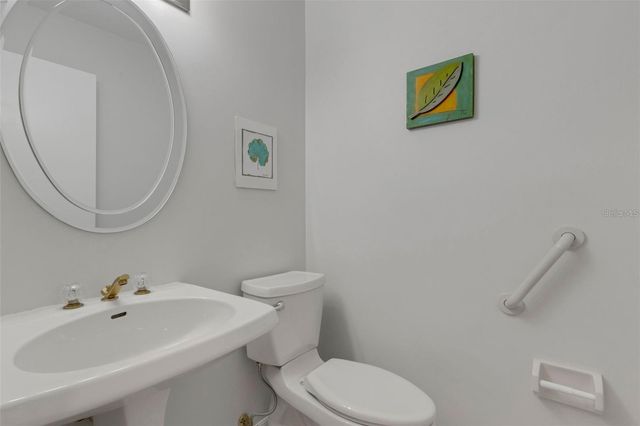 4044 PENSHURST PARK, Sarasota, FL 34235