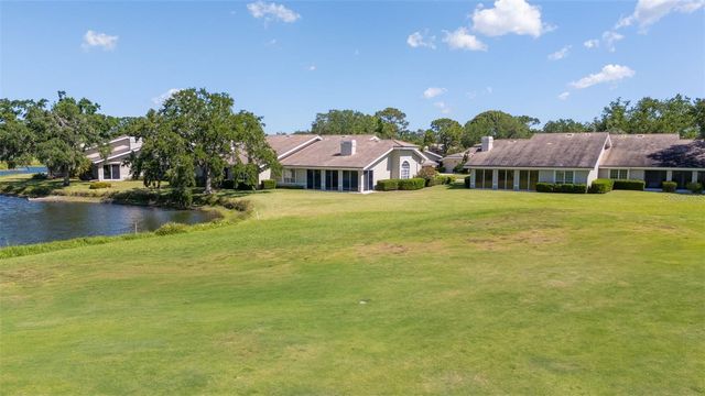 4044 PENSHURST PARK, Sarasota, FL 34235