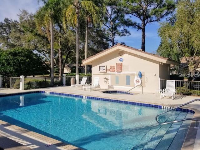 4044 PENSHURST PARK, Sarasota, FL 34235