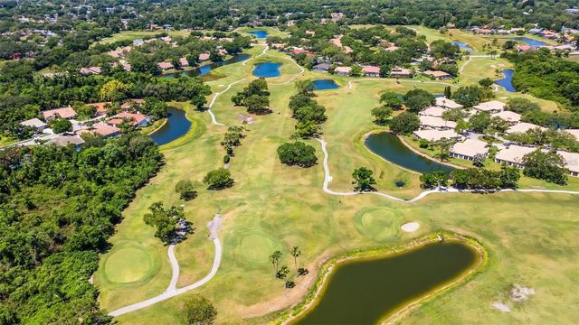 4044 PENSHURST PARK, Sarasota, FL 34235