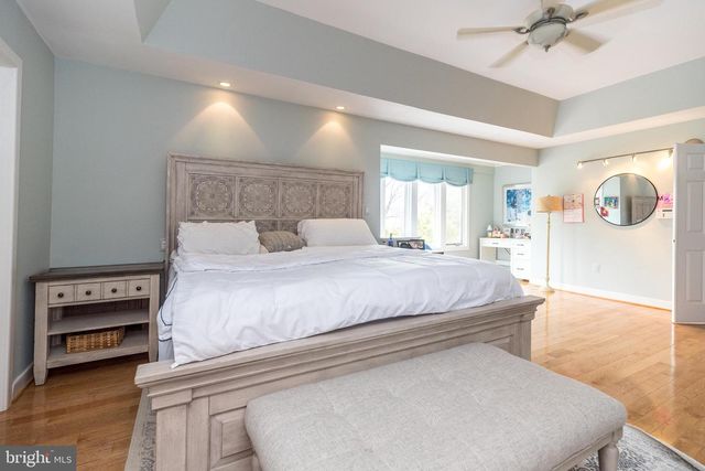 9 SKYVIEW DR, Ivyland, PA 18974