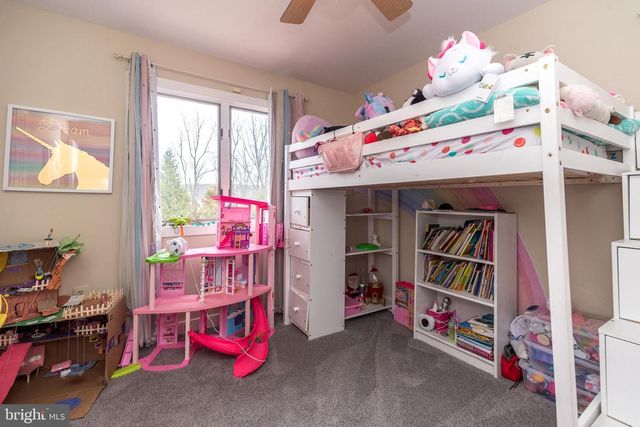 9 SKYVIEW DR, Ivyland, PA 18974