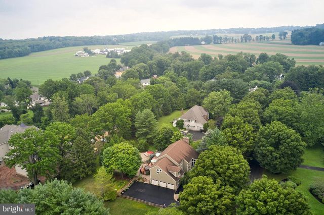 9 SKYVIEW DR, Ivyland, PA 18974