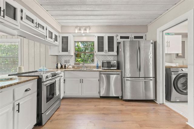 12665 LACEY DRIVE, New Port Richey, FL 34654