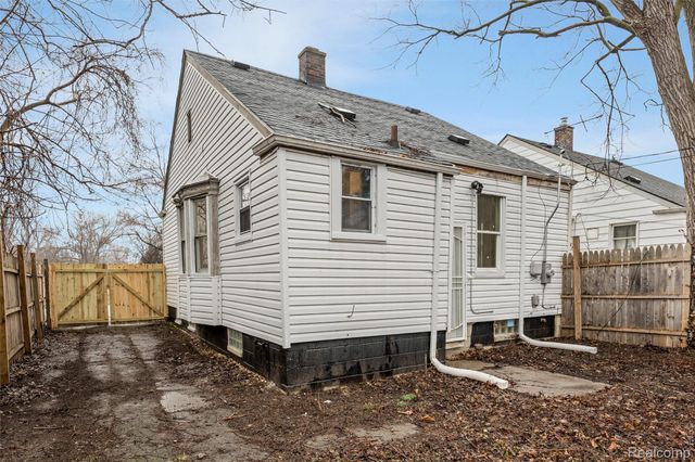 12244 Woodmont Avenue, Detroit, MI 48227