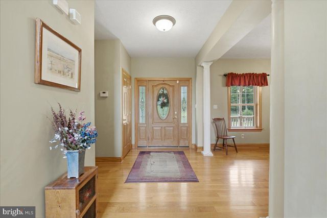 816 GREAT LAKE DR, Middletown, VA 22645