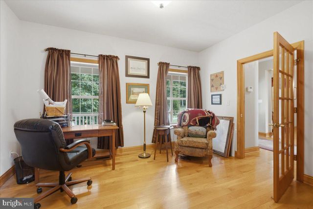 816 GREAT LAKE DR, Middletown, VA 22645