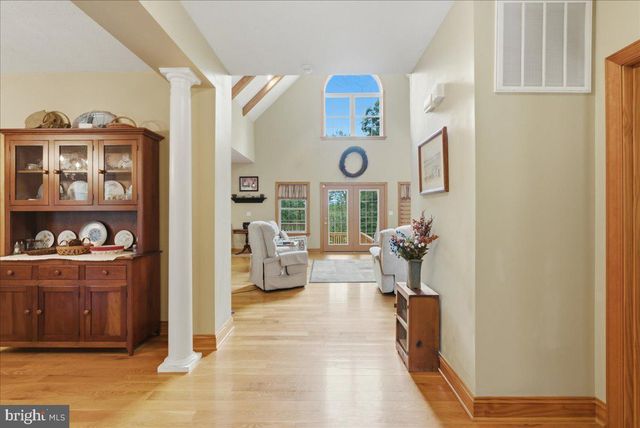 816 GREAT LAKE DR, Middletown, VA 22645