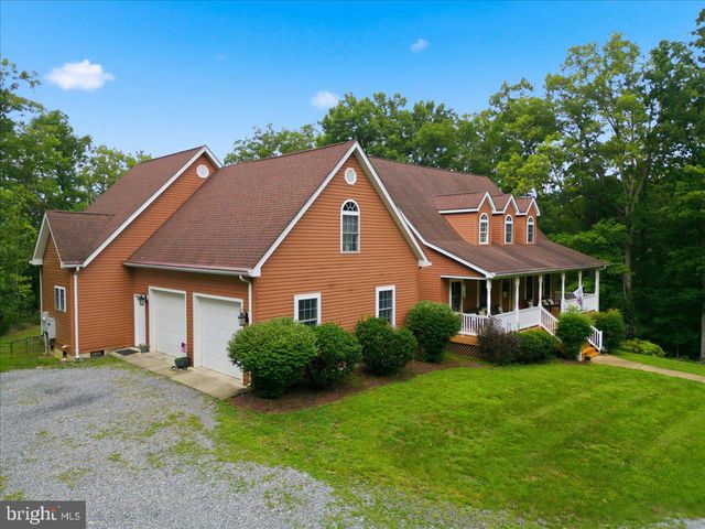 816 GREAT LAKE DR, Middletown, VA 22645