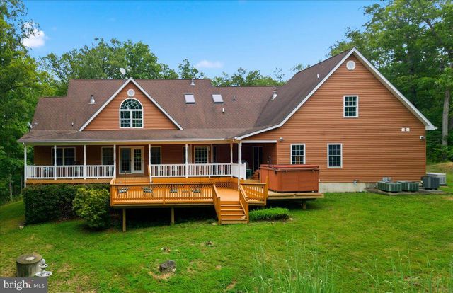 816 GREAT LAKE DR, Middletown, VA 22645