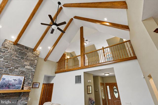 816 GREAT LAKE DR, Middletown, VA 22645