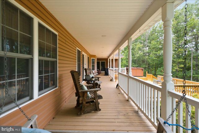 816 GREAT LAKE DR, Middletown, VA 22645