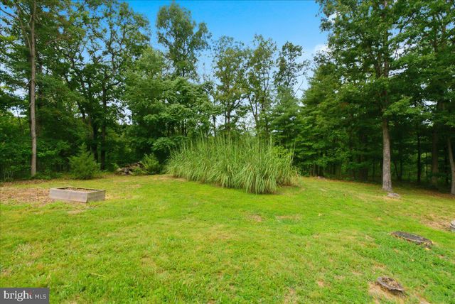 816 GREAT LAKE DR, Middletown, VA 22645
