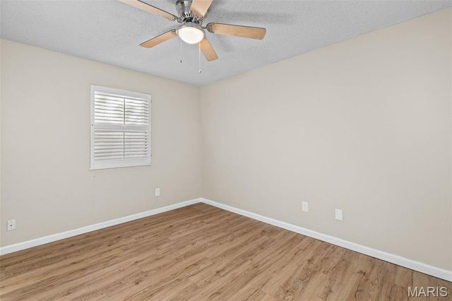 1607 Redbird Cove, St Louis, MO 63144