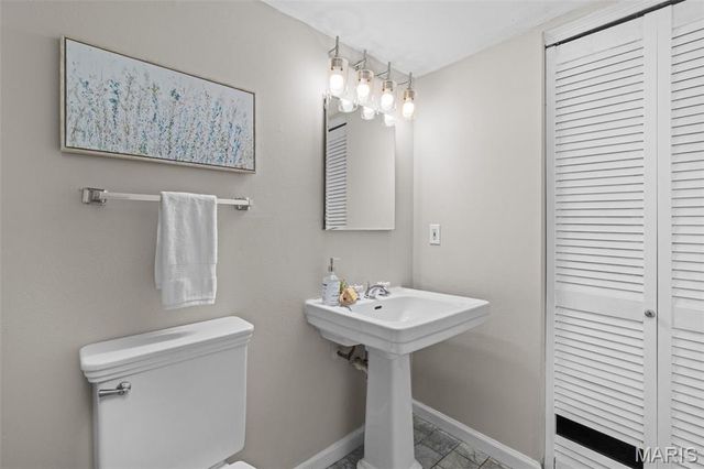 1607 Redbird Cove, St Louis, MO 63144