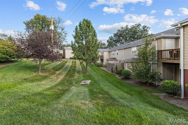 1607 Redbird Cove, St Louis, MO 63144