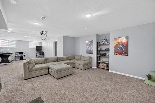 301 Hallmark Way, Sun Prairie, WI 53590