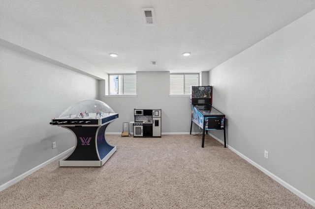 301 Hallmark Way, Sun Prairie, WI 53590