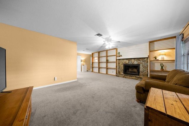 2043 NE 43RD STREET, Ocala, FL 34479