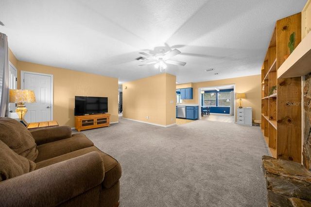 2043 NE 43RD STREET, Ocala, FL 34479