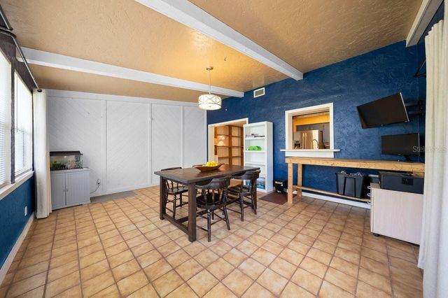 2043 NE 43RD STREET, Ocala, FL 34479