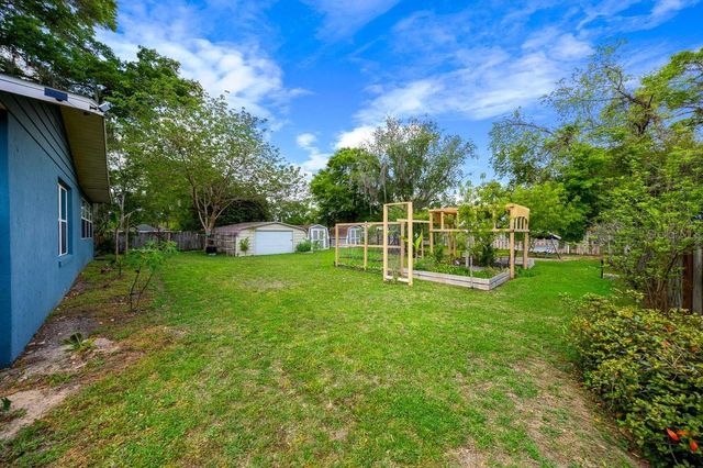 2043 NE 43RD STREET, Ocala, FL 34479