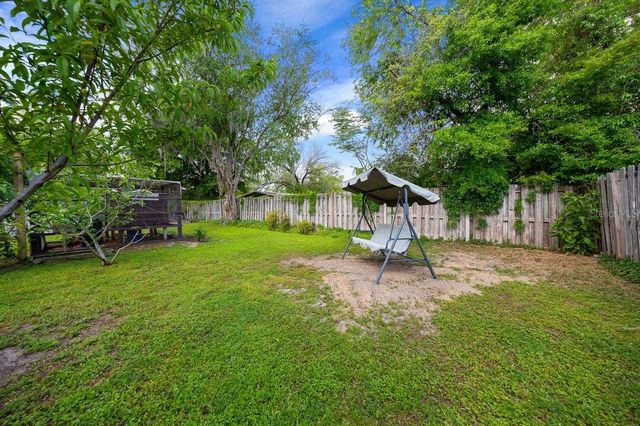 2043 NE 43RD STREET, Ocala, FL 34479