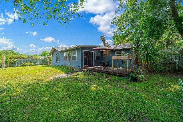 2043 NE 43RD STREET, Ocala, FL 34479