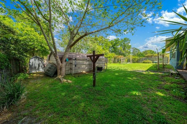 2043 NE 43RD STREET, Ocala, FL 34479