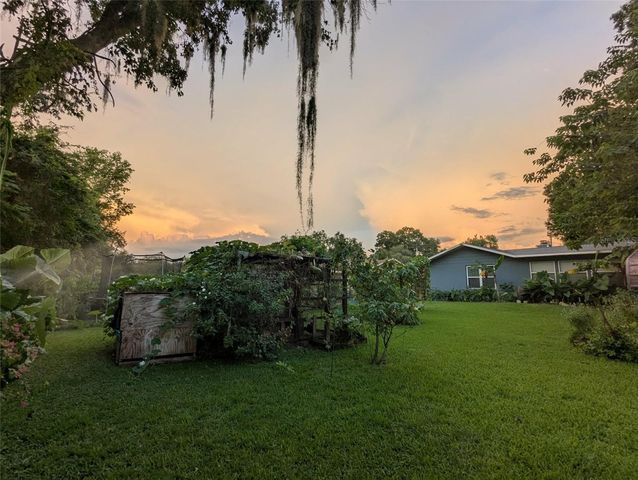 2043 NE 43RD STREET, Ocala, FL 34479