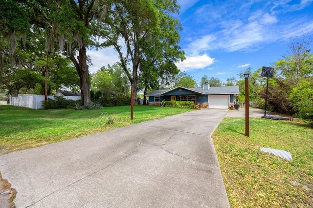 2043 NE 43RD STREET, Ocala, FL 34479