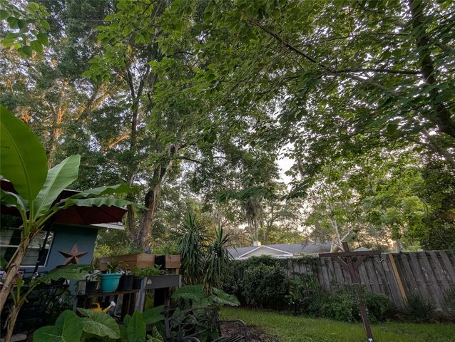 2043 NE 43RD STREET, Ocala, FL 34479