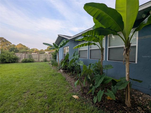 2043 NE 43RD STREET, Ocala, FL 34479