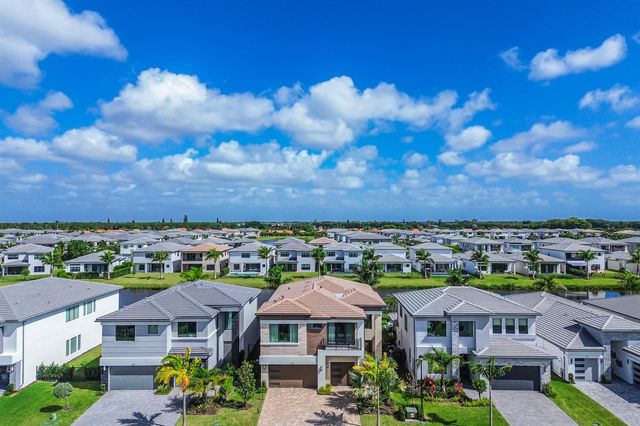 8283 Royal County Down Road, Boca Raton, FL 33434