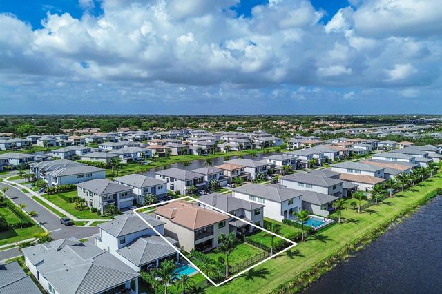 8283 Royal County Down Road, Boca Raton, FL 33434
