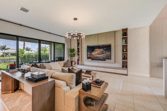 8283 Royal County Down Road, Boca Raton, FL 33434