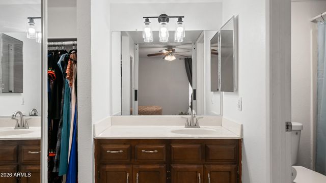 1927 E HAMPTON Avenue 115, Mesa, AZ 85204