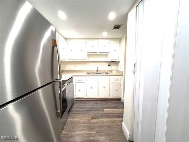 3704 Broadway 216, Fort Myers, FL 33901