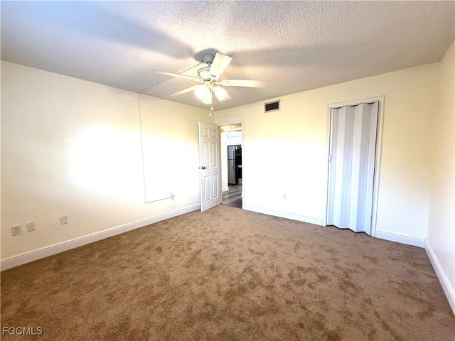 3704 Broadway 216, Fort Myers, FL 33901