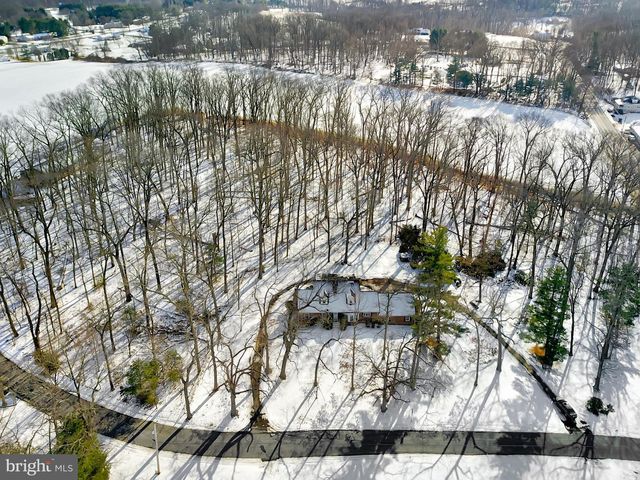 2675 JOLLY ACRES RD, White Hall, MD 21161