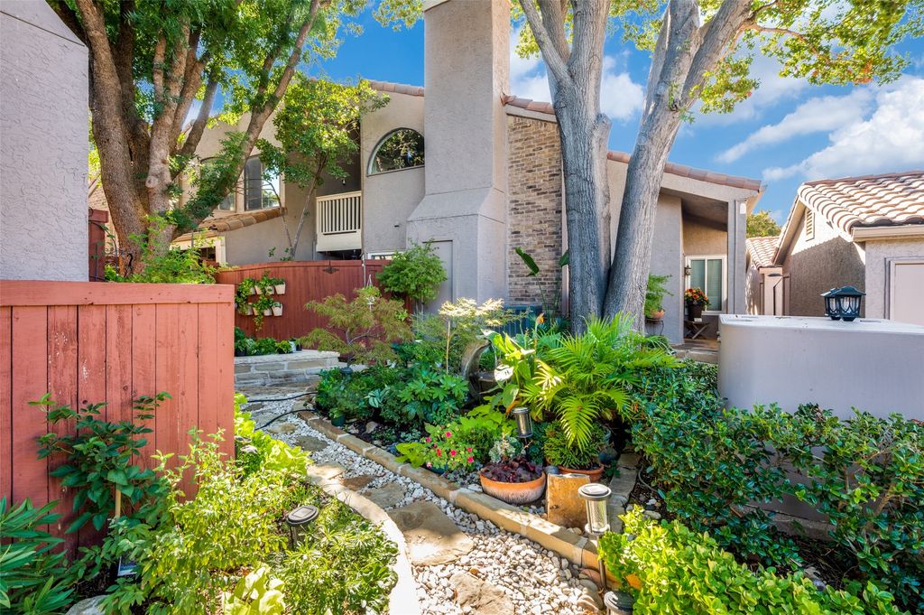 4242 N Capistrano Drive 203, Dallas, TX 75287
