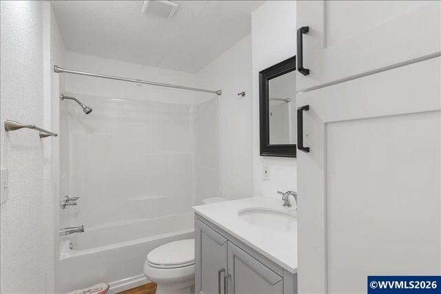 2025 Navaho Ct SE, Salem, OR 97306