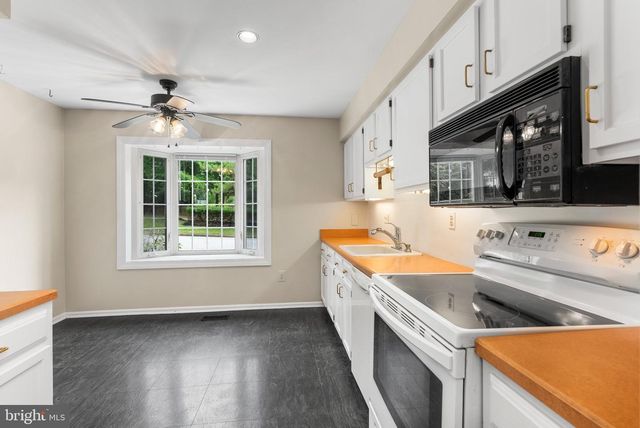 32 ABBEY BRIDGE CT, Lutherville Timonium, MD 21093