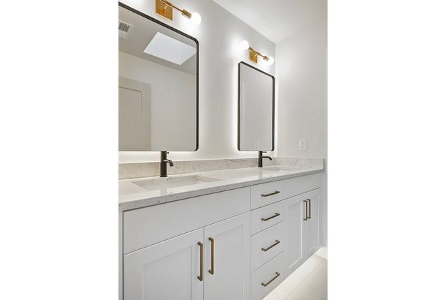 571 S MCCLELLAND ST, Salt Lake City, UT 84102