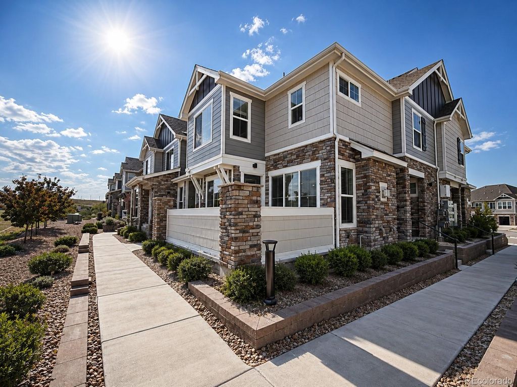 23588 E Ida Drive B, Aurora, CO 80016