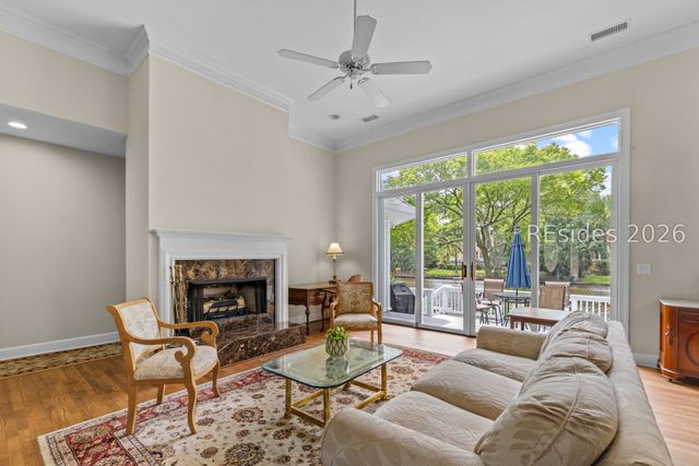 17 Arthur Hills Ct, Hilton Head Island, SC 29928