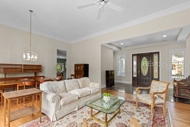 17 Arthur Hills Ct, Hilton Head Island, SC 29928