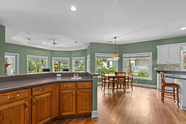 17 Arthur Hills Ct, Hilton Head Island, SC 29928