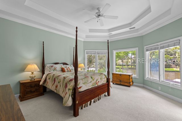 17 Arthur Hills Ct, Hilton Head Island, SC 29928